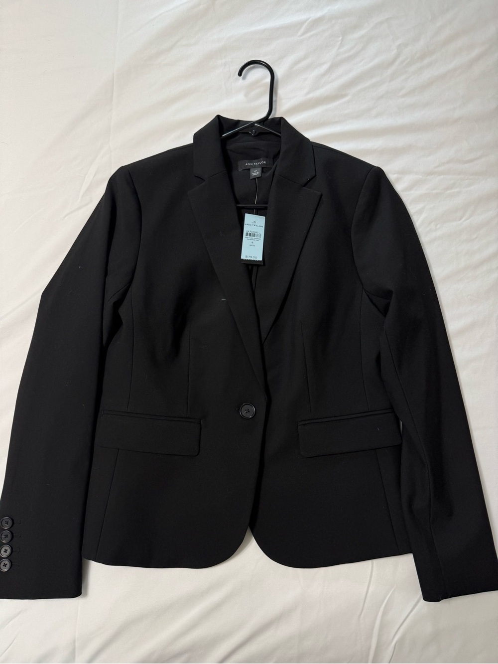 Ann Taylor Black Single-Button Tailored Blazer NWT 4P